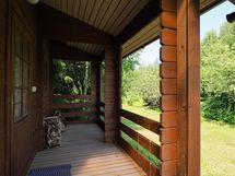 Pihasaunan etuterassi