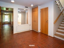 Alakerran aula