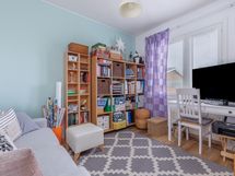 Makuuhuoneessa vaatehuone