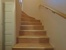 Kellarikerros - portaikko