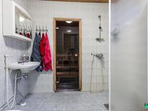 pesutiloista saunaan