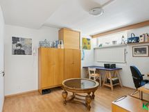 Kellarikerroksen työhuone