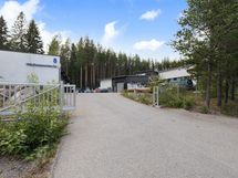 Lukittava portti