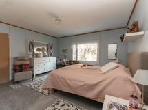 Makuuhuone 2 (vintti) - Sovrum 2 (vinden)