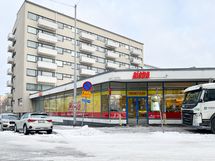 Alepa sijaitsee aivan vieressä.