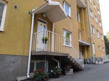 Sisäänkäynti