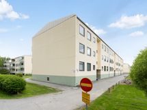 Julkisivu
