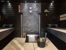 Tunnelamllisessa saunassa heti valmis-kiuas.