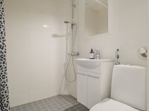 Tyylikäs kylpyhuone