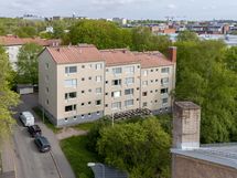 Talo on arkkitehti Else Aropaltion suunnittelema.