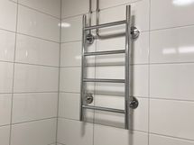 Kuivauspatteri kylpyhuoneessa