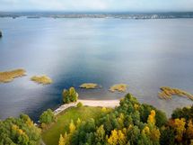 Kävelymatkan päässä on myös Kankolan uimaranta