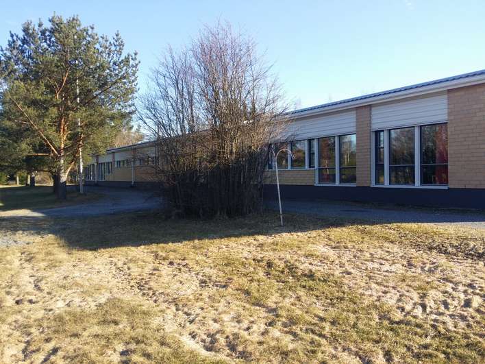 Liiketila, 1 600 m², Viiala, Akaa