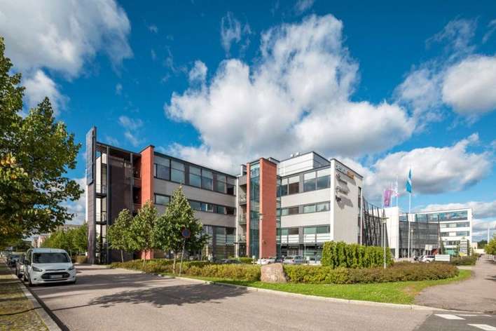 Liiketila, 693 m², Pakkala