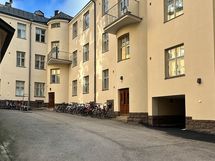 Asunto on sisäpihan rauhassa.