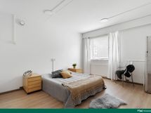 Keskimmäinen 3. makuuhuone.