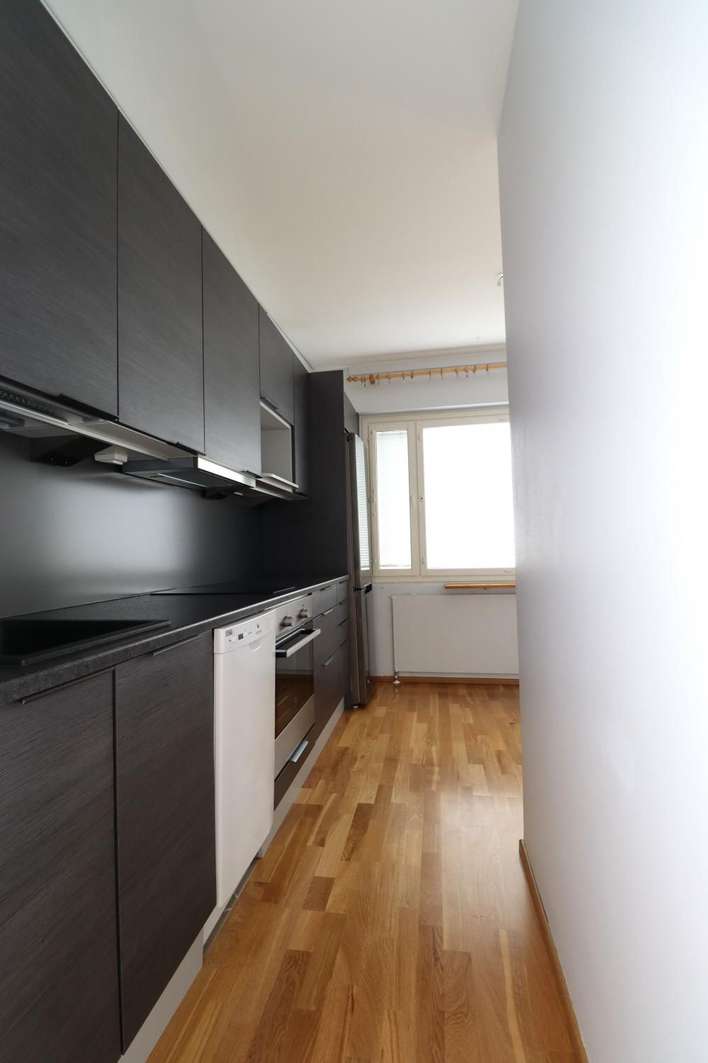 Kerrostalo, 2h + k + lasitettu parveke, 42 m², Keskusta – pohled 4