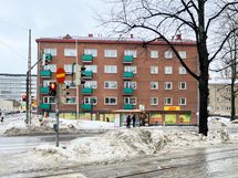 Alepa Vallila on kadun toisella puolella.