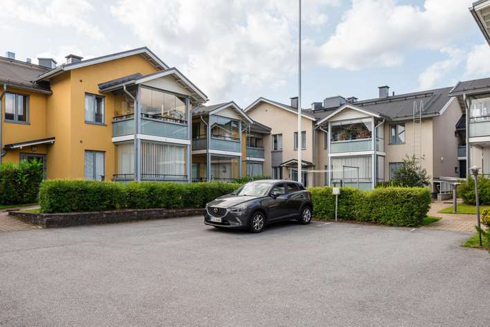 Kerrostalo, 2h+k+ph+vh+lasitettu parveke, 47,5 m², 5. osa / Itätulli, Pori