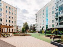 Tampereen Tuikkeen suojaisa korttelipiha.