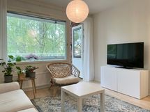 Olohuoneesta on käynti parvekkeelle