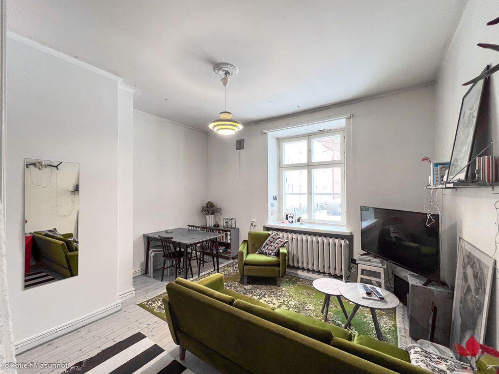 Kodikas läpitalon asunto vuokrattuna loistosijainnilla.