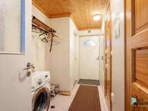 majoituspuolen eteinen