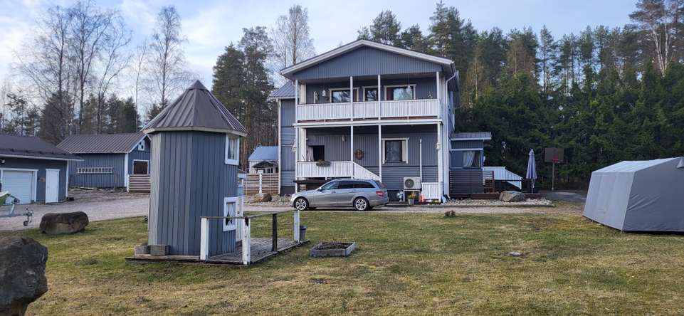 Omakotitalo, 8h + avok + s + p, 240 m², Kalaton, Outokumpu