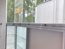 Lasitettu parveke, näkymät sisäpihalle