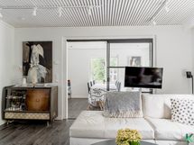 Ruokailutilassa liukuovet