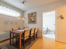olohuone/ruokailutila