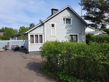 lämminhenkinen 50-luvun koti arvostetussa Kinnarin kaupunginosassa