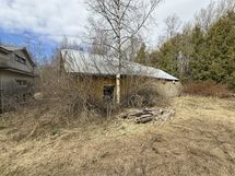 Purkukuntoinen varasto
