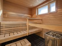 Taloyhtiön hyväkuntoinen sauna