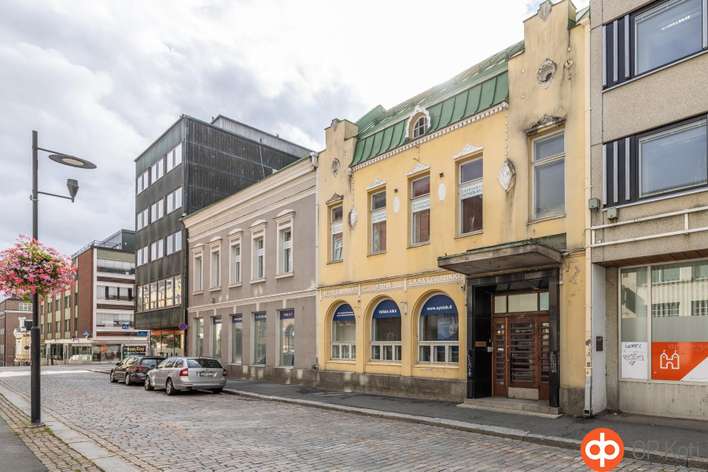 Kerrostalo – Hämeenlinna, Hämeensaari, Keskusta