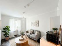 Tervetuloa! 5. kerroksen pikkukoti, jossa on kiva tunnelma.