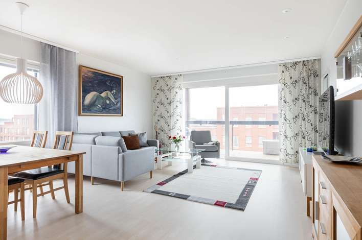 Kerrostalo, 3h+k+kph/s+wc+iso lasitettu parveke, 84 m², Ranta-Tampella, Tampere