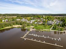 Järvenranta on kotipihalta vain kivenheiton päässä