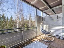 olohuoneesta käynti parvekkeelle