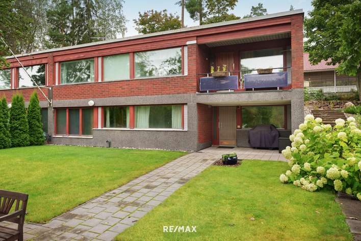 Paritalo, 6h, k, 2*kph, s, erill. wc, khh, varasto, parveke, piha, 205,3/228,0 m², Laaksolahti, Espoo