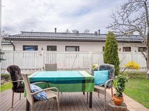 Nauti tästä pihasta jo mahdollisesti loppukesästä