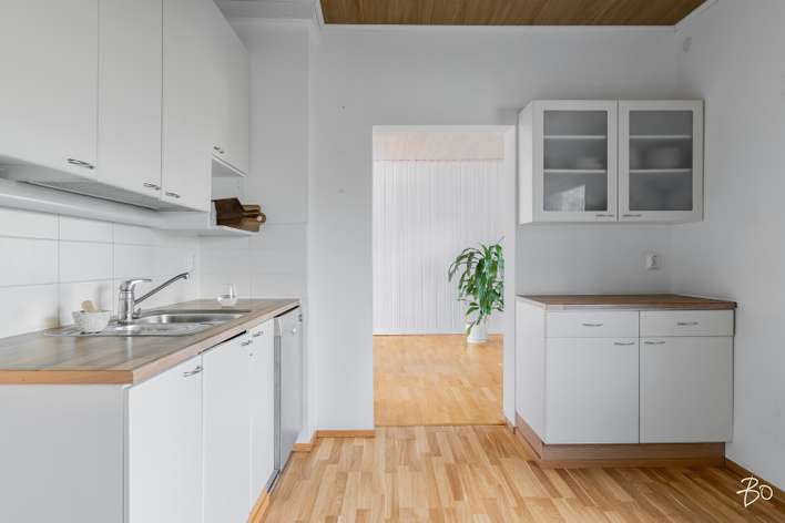 Omakotitalo, 2-3h+k+ylä.aula, kerraritilat:ph,s ja vanha autotalli, 84/100 m², Takakirves - Widok 4
