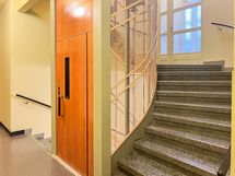 Taloyhtiössä on hissi.