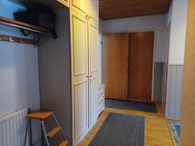 käytävän päässä mh/kph/sauna/wc