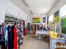 Varasto erillisessä rakennuksessa