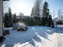 Suojaisa hallinta-alueen mukainen oma piha