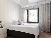 Makuuhuone 1 yläkerta