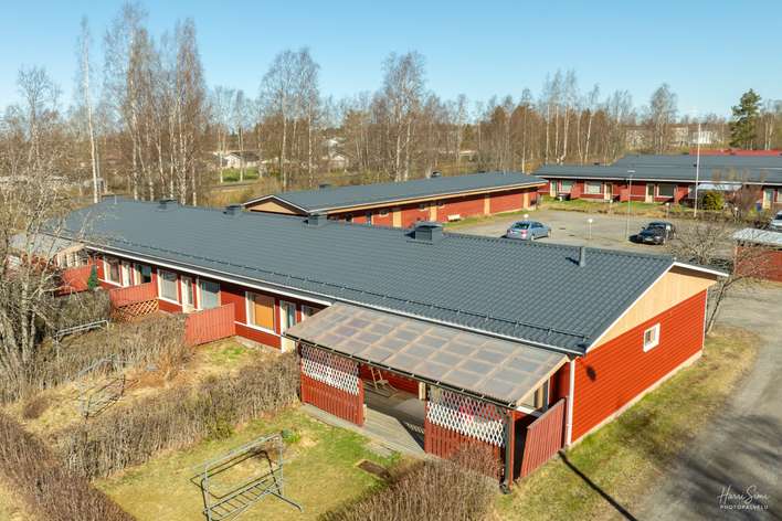 Rivitalo, 2mh+oh+k+ph+s, 77,5 m², 4 kaupunginosa, Oulainen