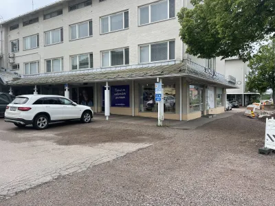 Toimitila, 94/214 m², Karhula