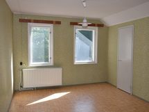 Yläkerran makuuhuone 1